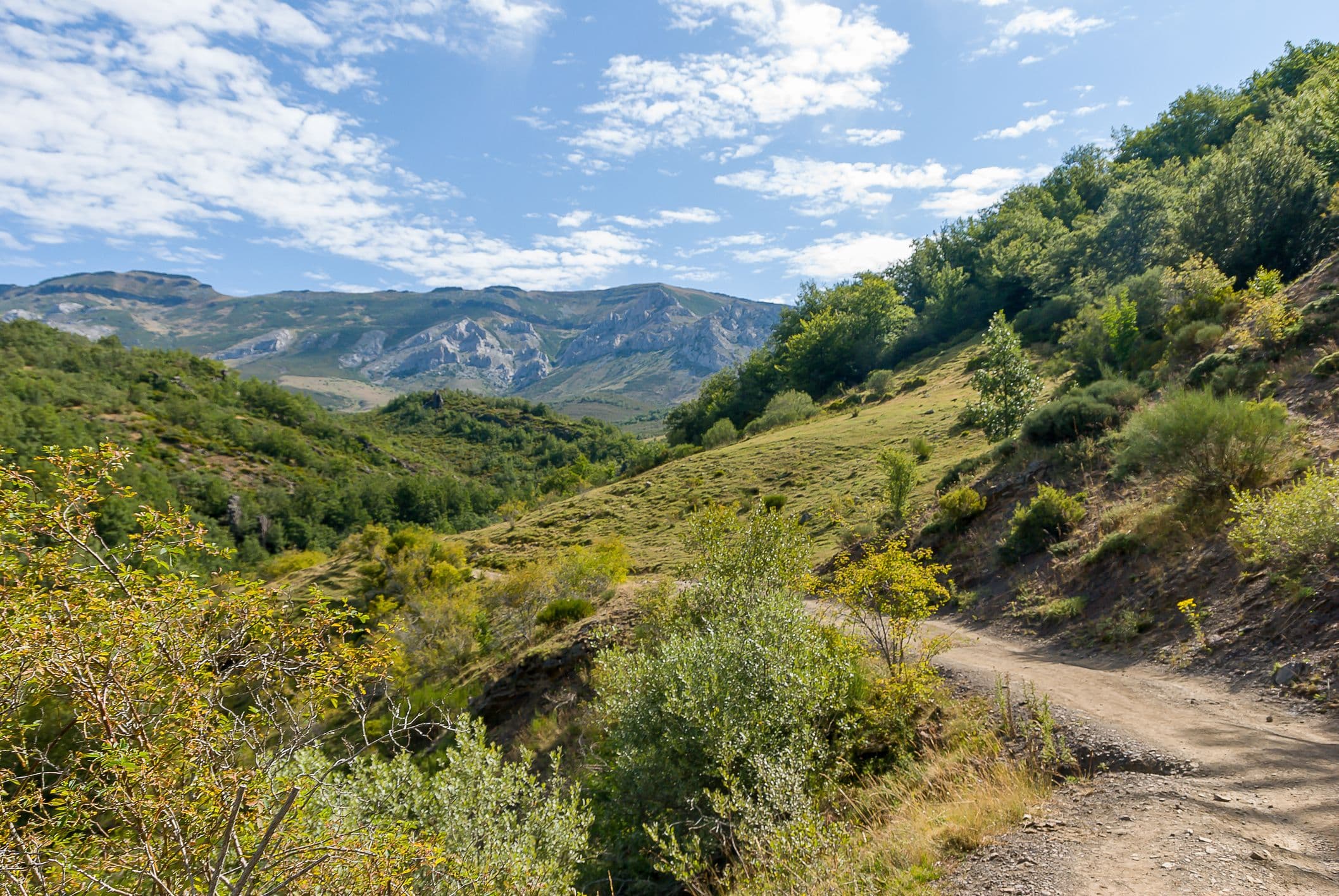 Naturpark Fuentes Carrionas - Schöne Ansichten des Berges von Palencia